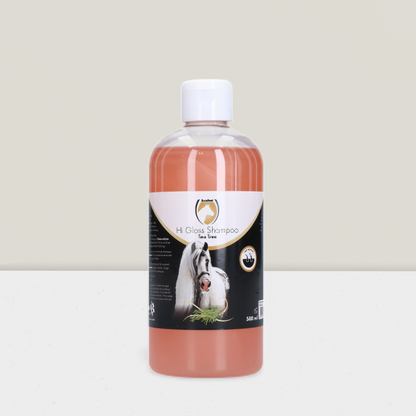 Excellent Hi Gloss Shampoo Tea Tree – Verzorgende concentraat shampoo voor paarden