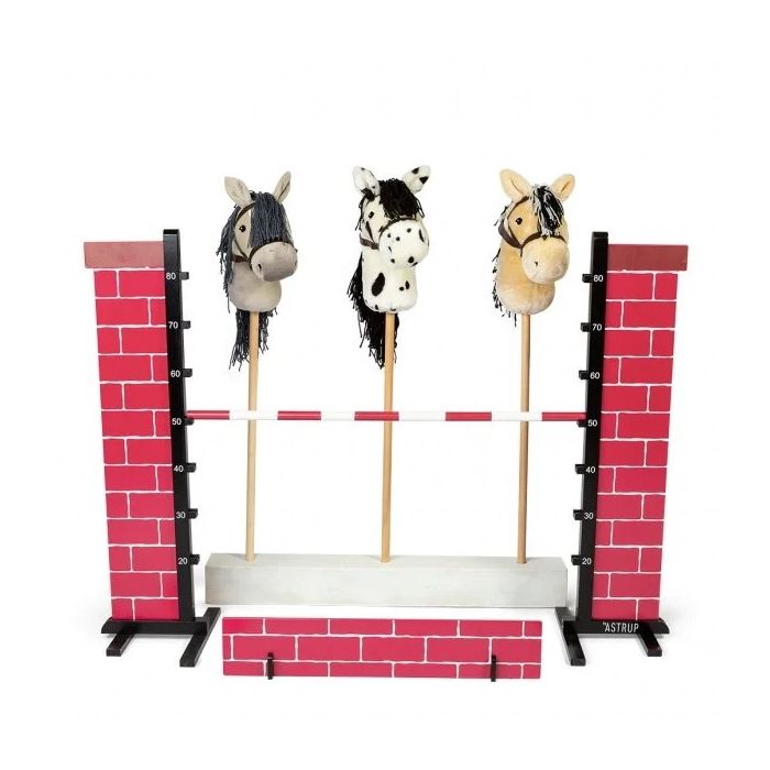 BYASTRUP HOBBY HORSE HINDERNIS STENEN MUUR